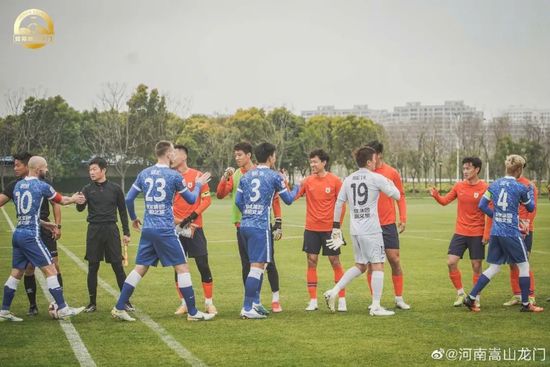 曼联决定不触发续约条款据TA记者奥恩斯坦独家报道，曼联决定不触发马夏尔续约条款，球员将在明夏自由身离队。